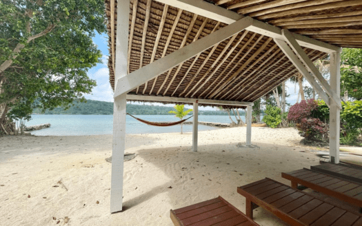 Charming 2-Bedroom Beachside Retreat at Club Hippique