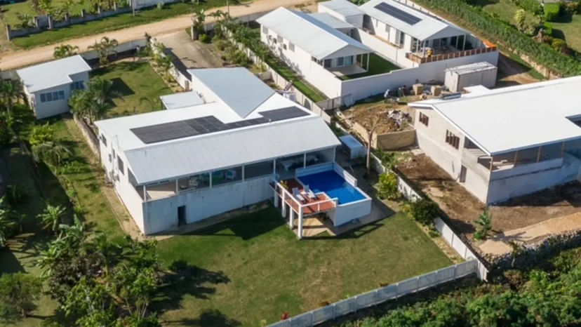 A Prestigious Bellevue Heights Residence – Perfect Home or Investment
