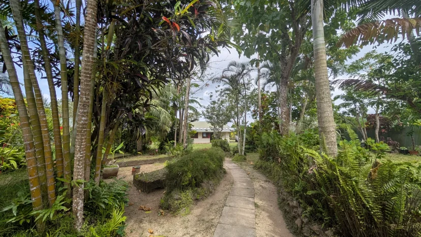 Your Private Lagoon front Retreat – A Rare Find on Club Hippique Road