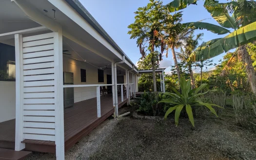 Lagoonfront Living at Club Hippique – Your Island Escape