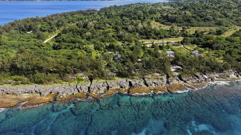 Ocean-Front Retreat, Devils Point, Efate