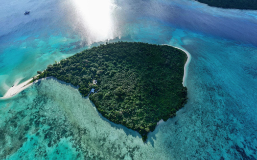 Kakula Island. Your own private island, 45 minutes from the airport.