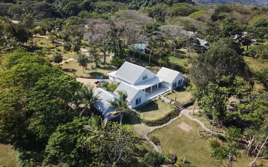 Oceanfront Living on Devils Point Road