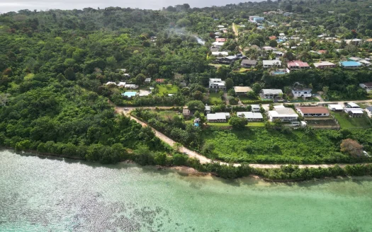 An Enviable Island Lifestyle with Panoramic Harbour Views